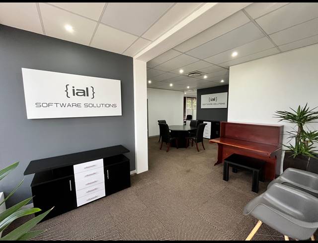 269M² OFFICE FOR SALE IN BALLITO DISTRICT